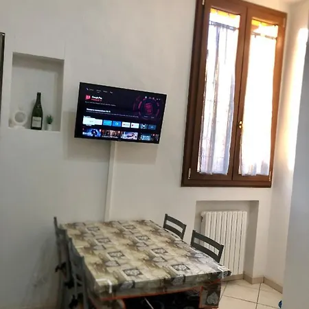Minimal Luxury Apartment-free Parking