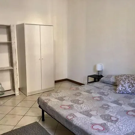 Minimal Luxury Apartment-free Parking Bologne