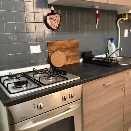Minimal Luxury Apartment-free Parking *